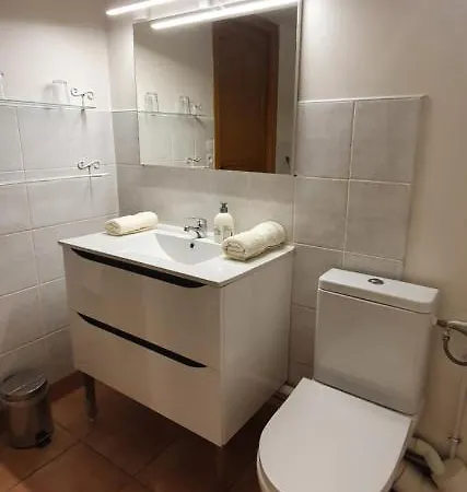 Apartment Le Les Grives