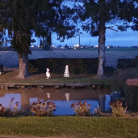 Le Les Grives Apartment